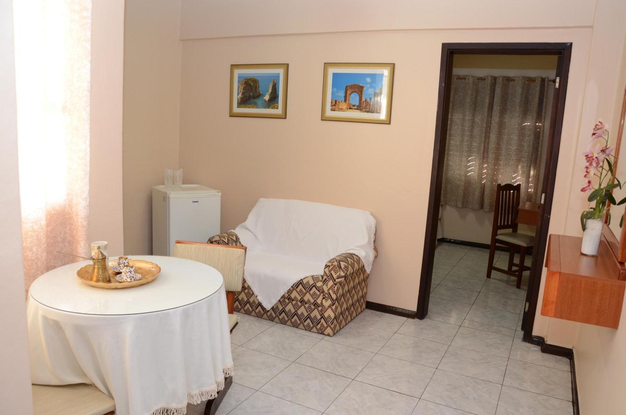 Fares Turis Hotel Uruguaiana Bagian luar foto