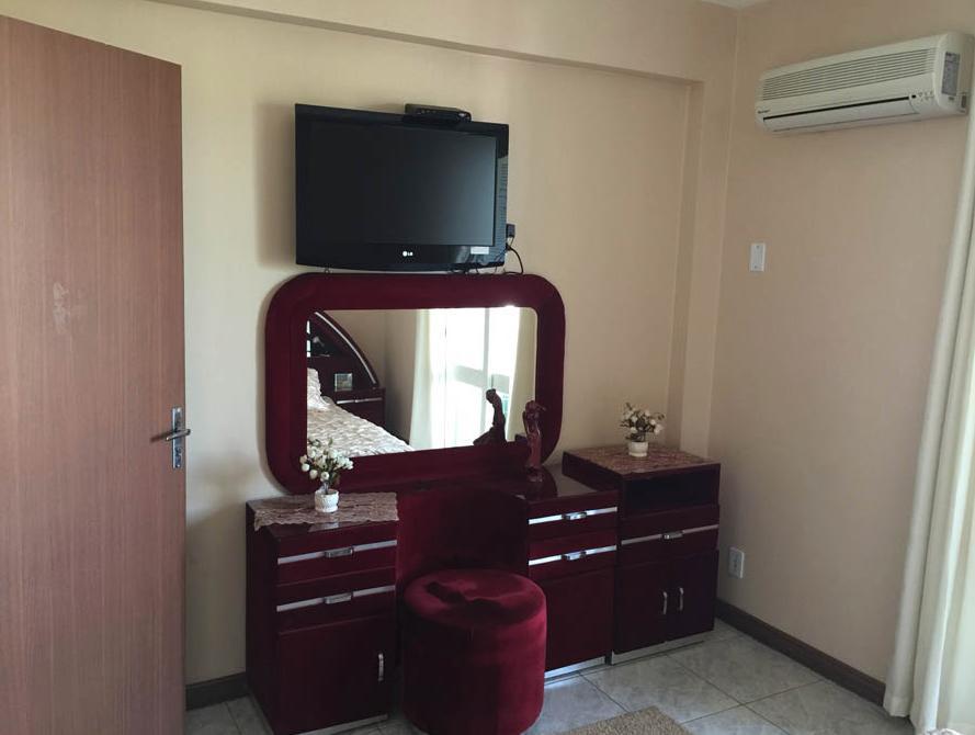 Fares Turis Hotel Uruguaiana Bagian luar foto