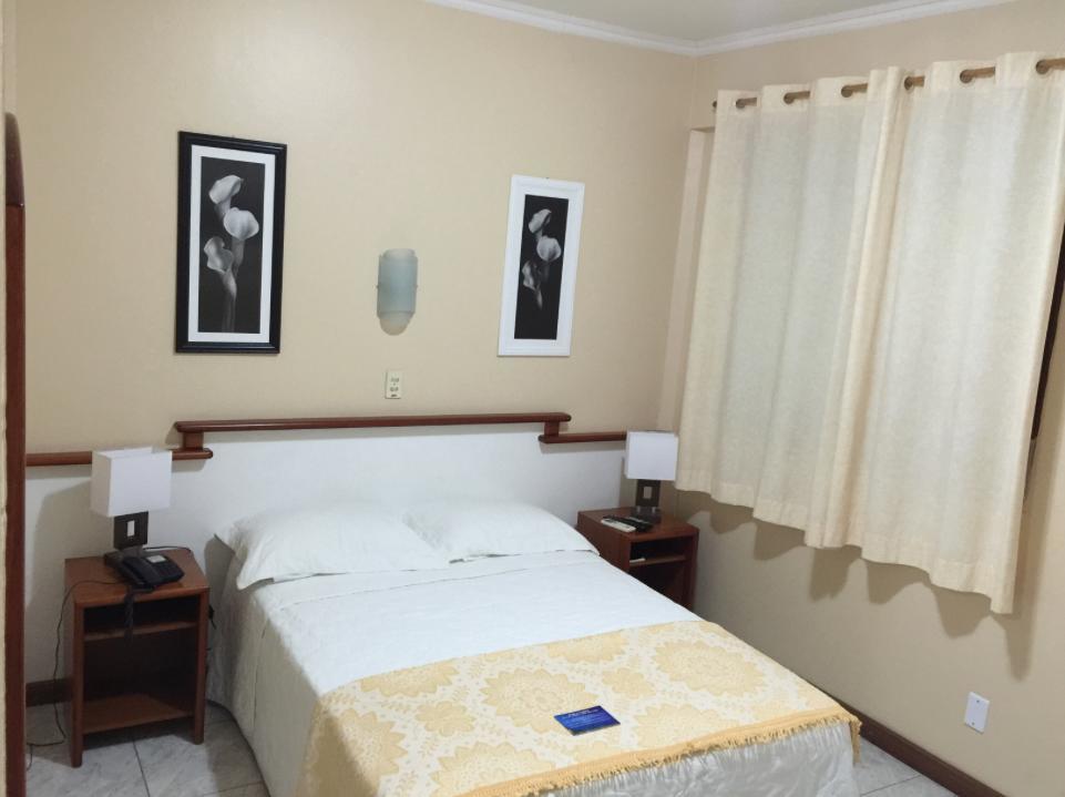 Fares Turis Hotel Uruguaiana Bagian luar foto